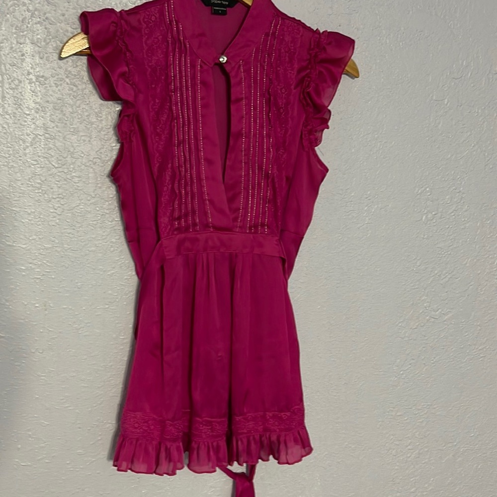 Sleeveless Blouse